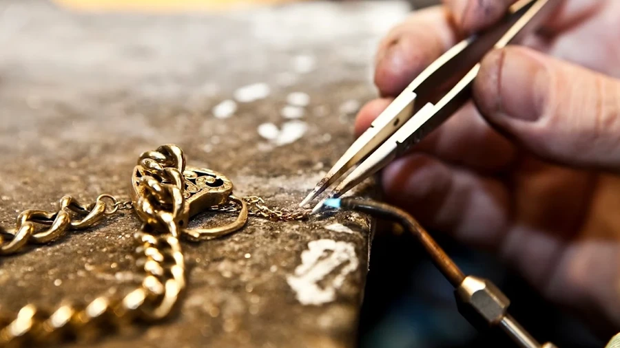 gold chain repair